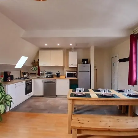 Apartment Horse Dream *